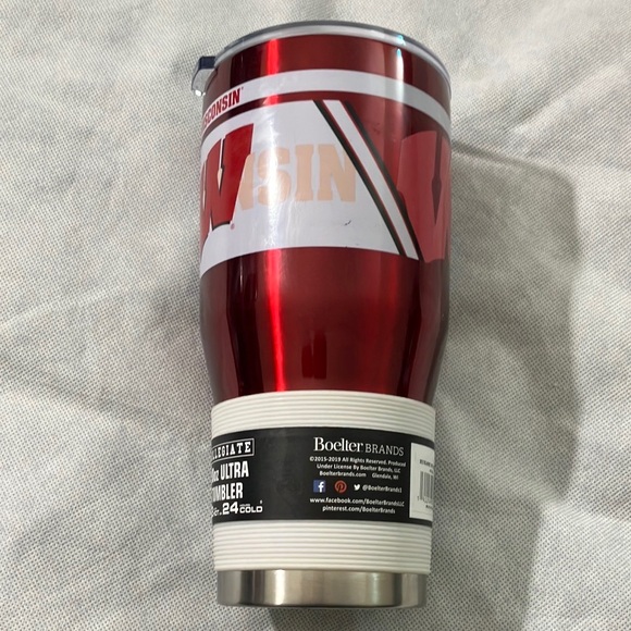 30oz  Ultra Tumbler Wisconsin - Picture 5 of 16